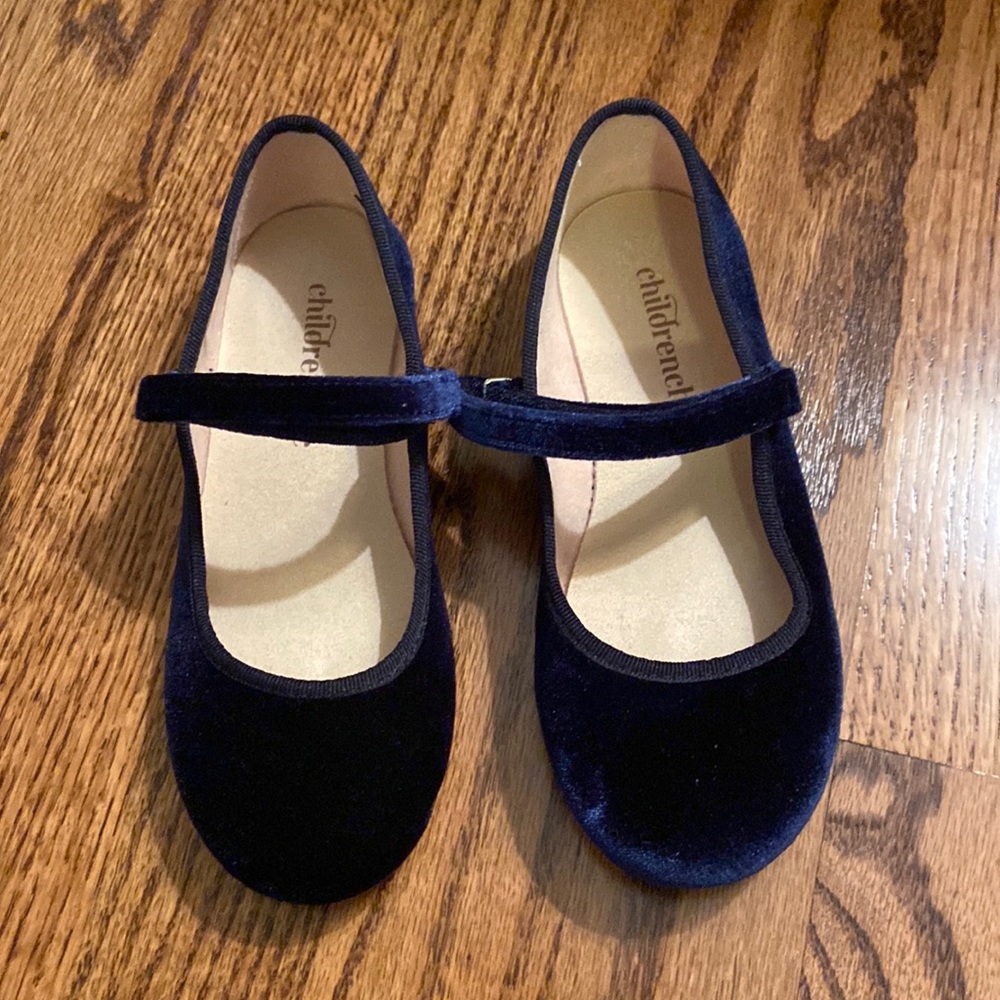 Childrenchic Blue Velvet Mary Jane’s - size 30/Toddler 12